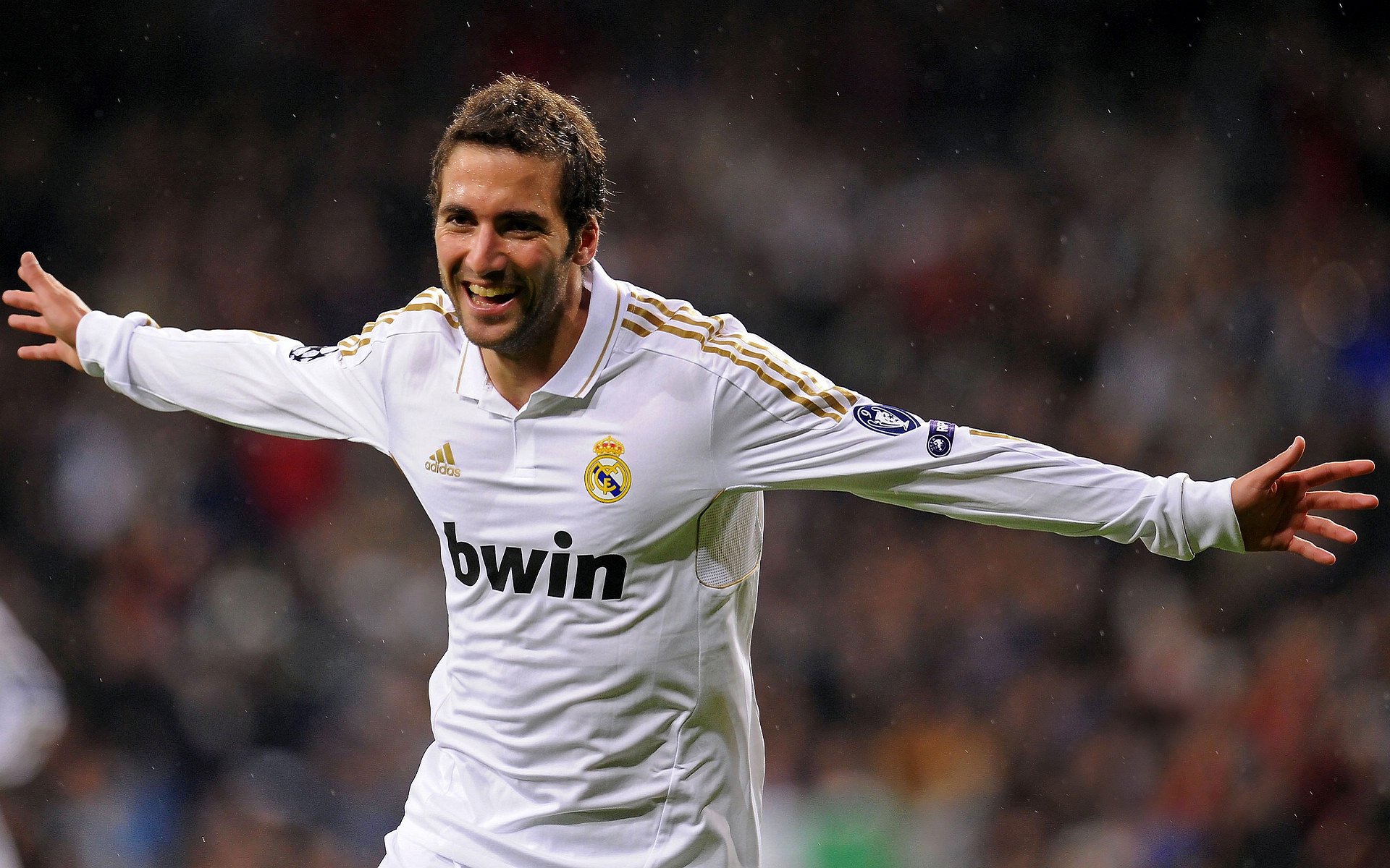 14场造12球!巴萨3-1完胜,拉什福德再进球,当选西甲官方最佳,巴萨后腰引援